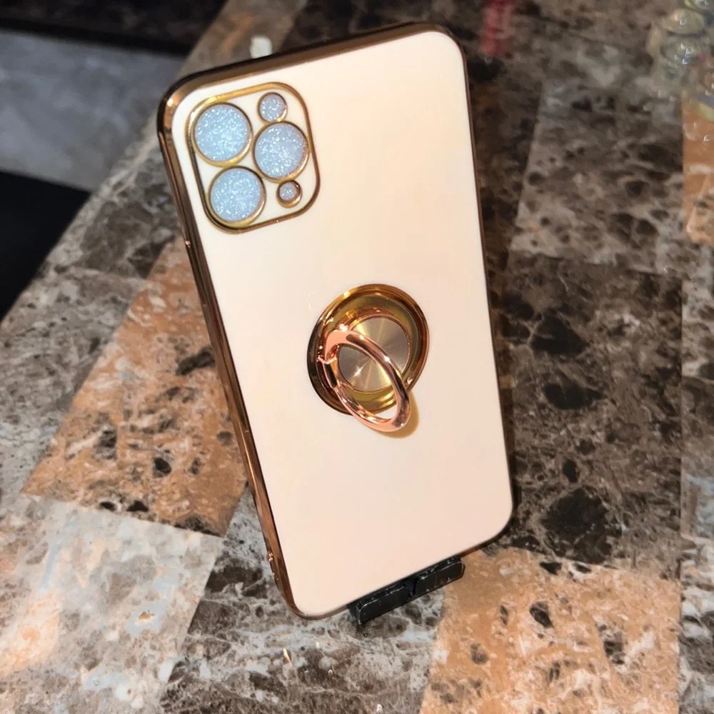 11 pro max heart pendent case